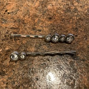 Brighton Preowned Infinity Sparkle Bobbie Pin Set